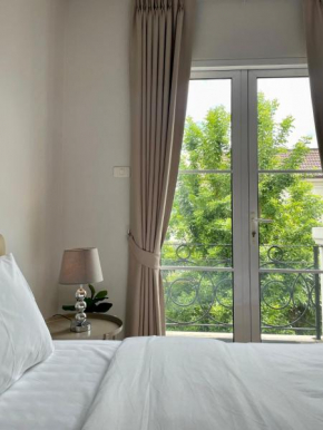 Entire 3BR Townhome in Sukhumvit, shared Pool, near BTS&MRT Asok